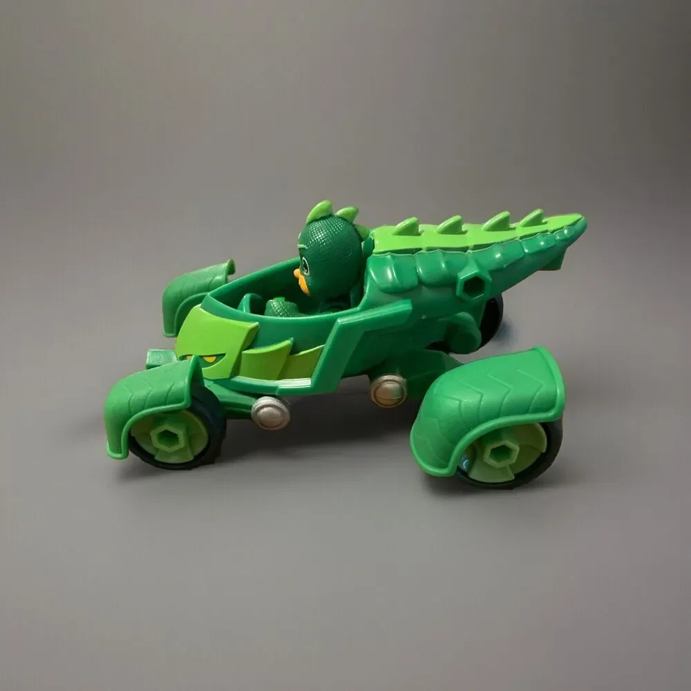 PJ Masks Gekko Action Figure And Gekko Mobile Toy Set